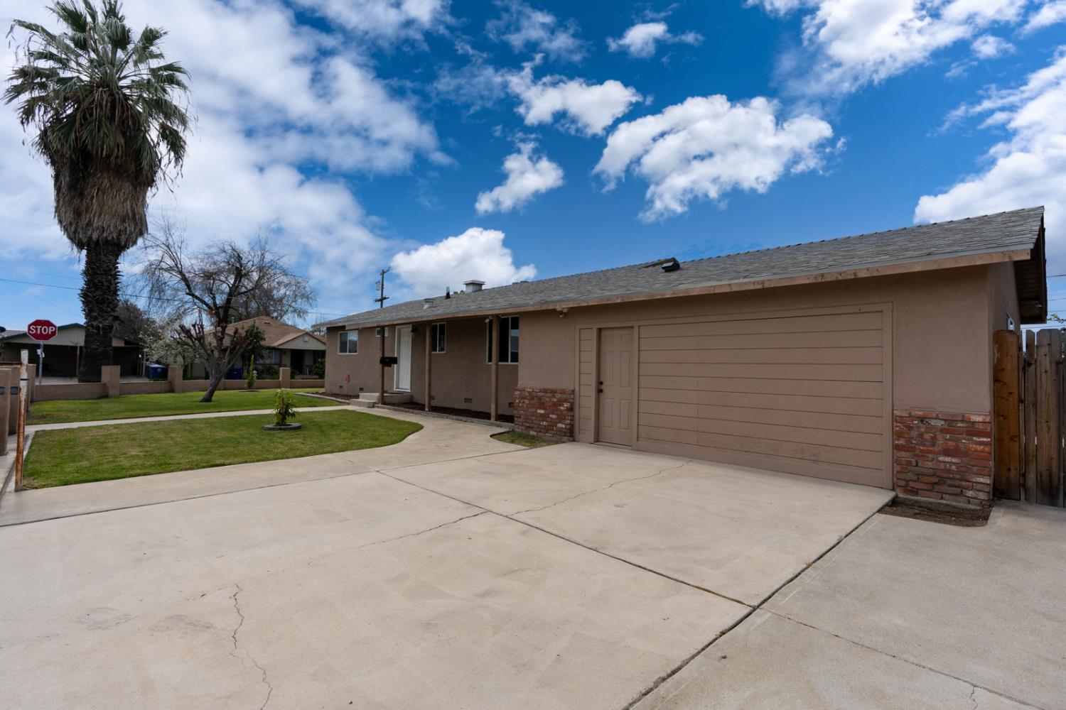 1358 Conner Ave, Dos Palos, CA 93620