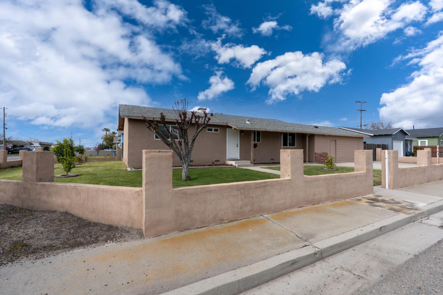 1358 Conner Ave, Dos Palos, CA 93620