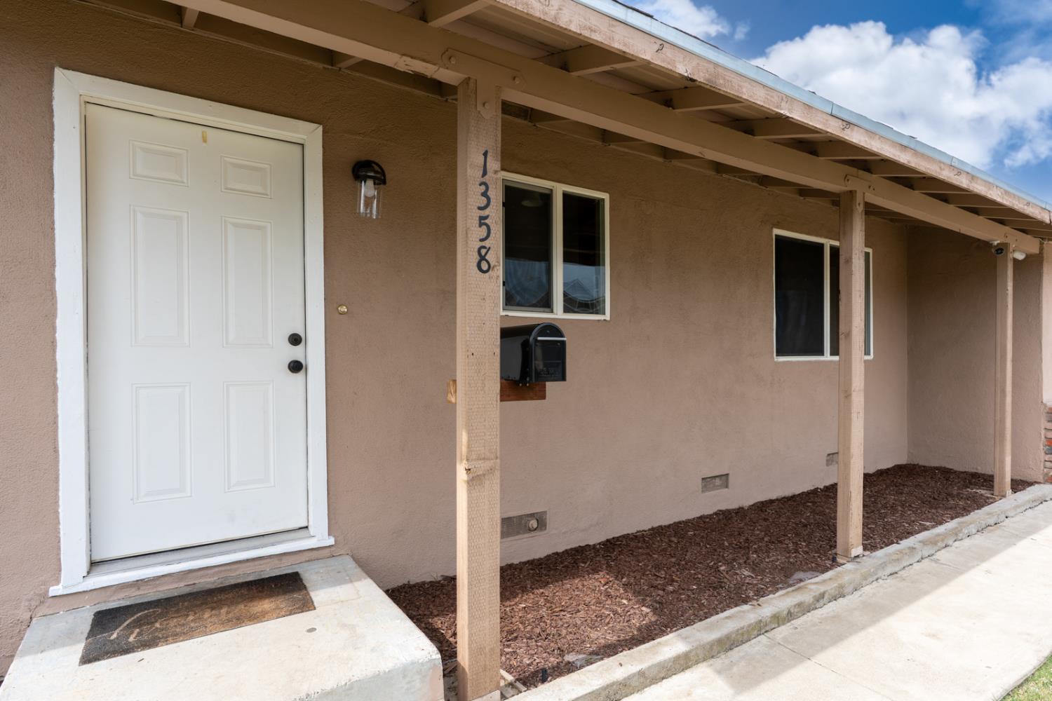 1358 Conner Ave, Dos Palos, CA 93620