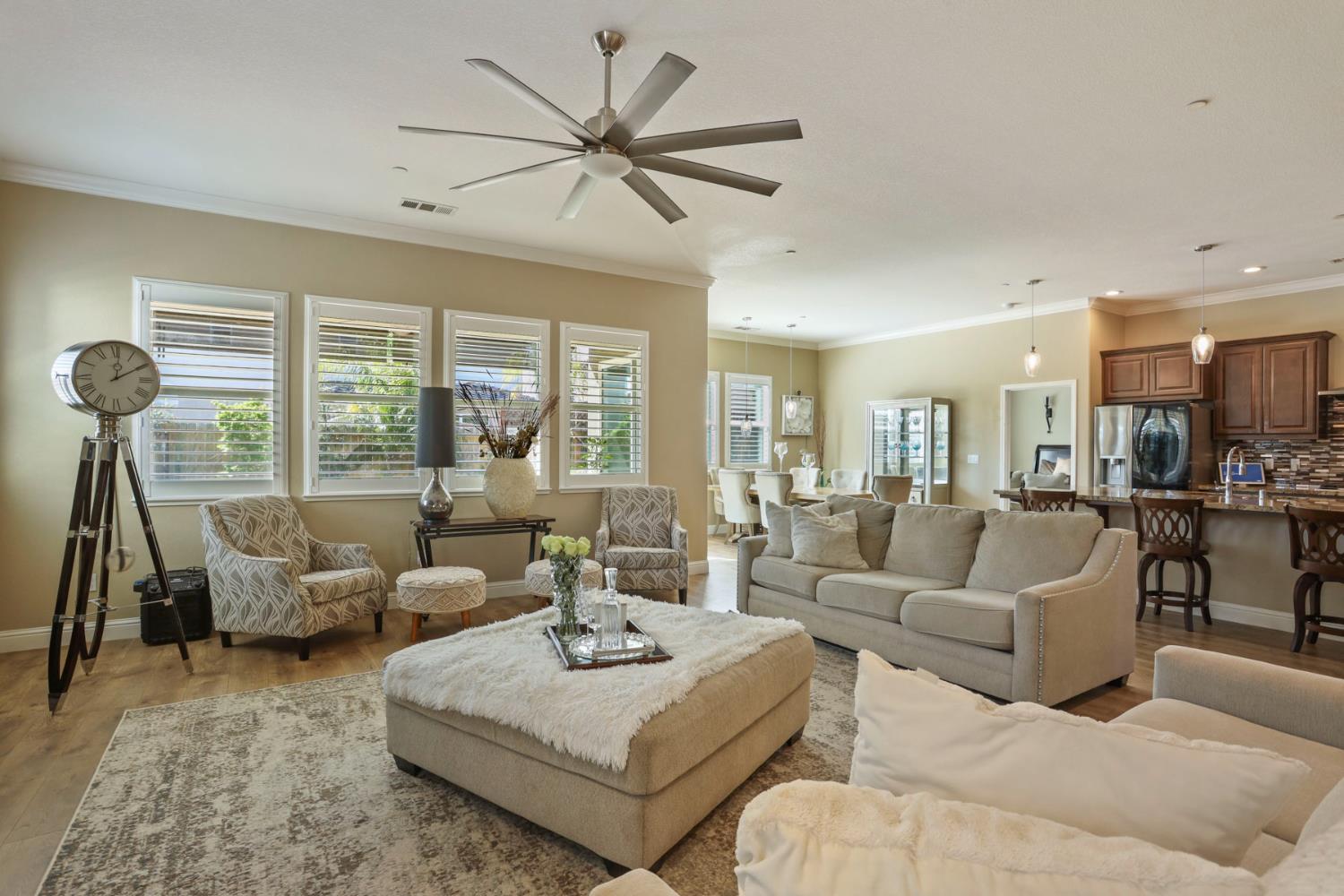 202 Gino Luca St, Manteca, CA 95337