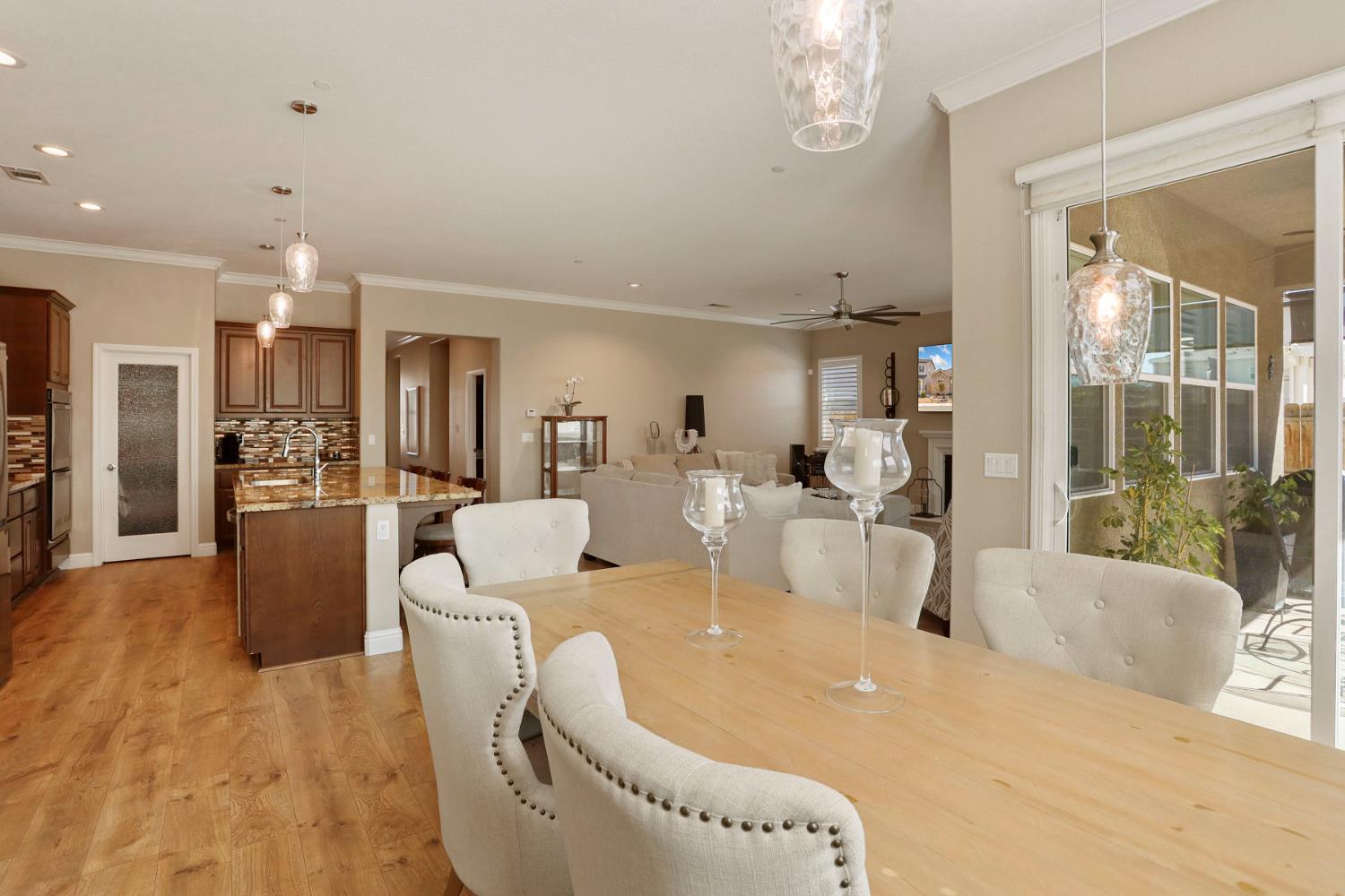 202 Gino Luca St, Manteca, CA 95337