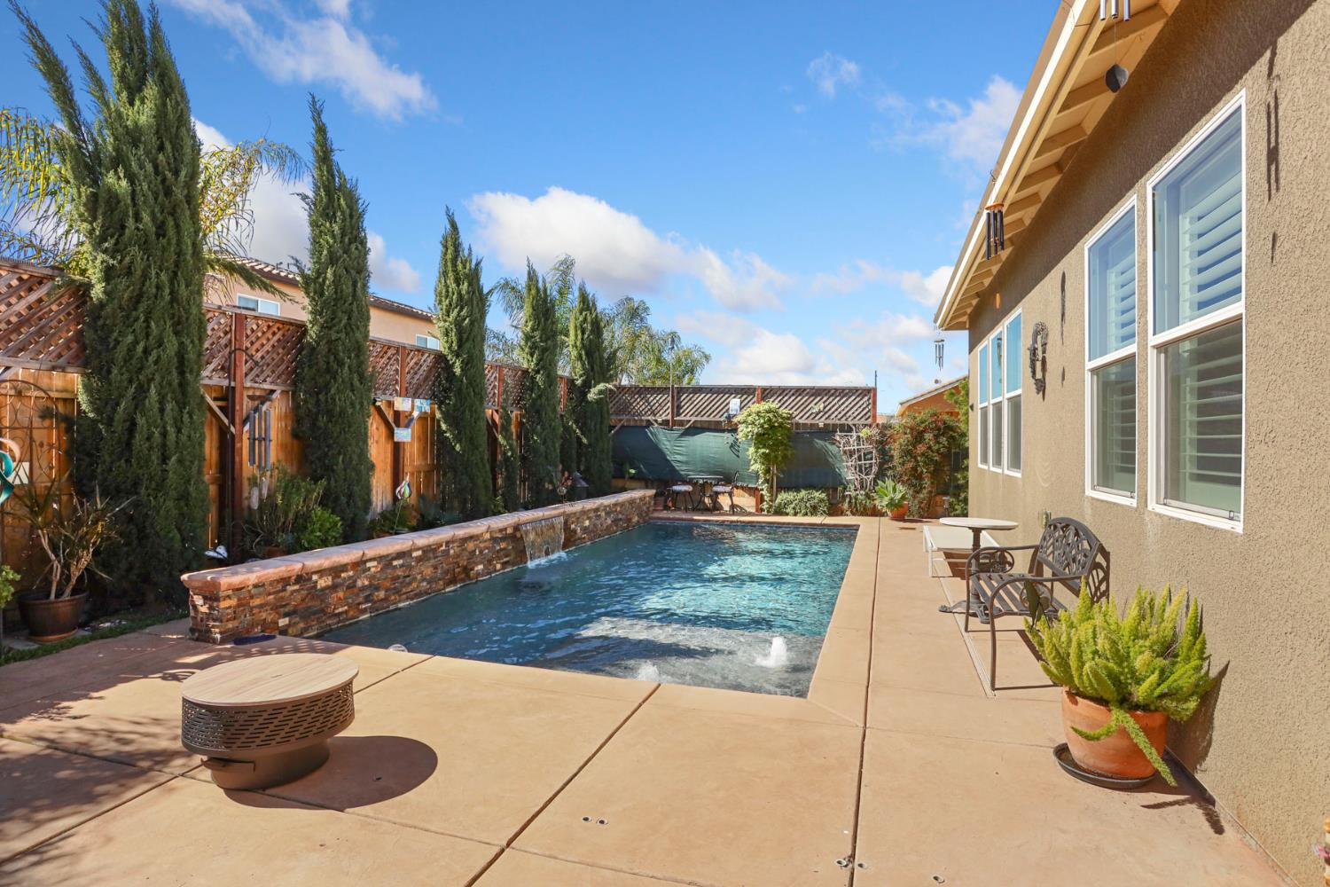 202 Gino Luca St, Manteca, CA 95337