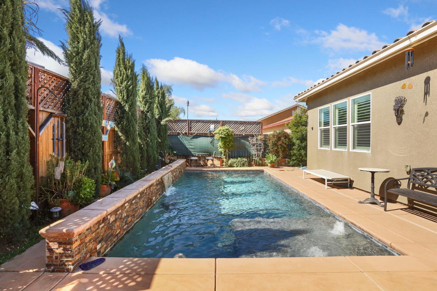 202 Gino Luca St, Manteca, CA 95337