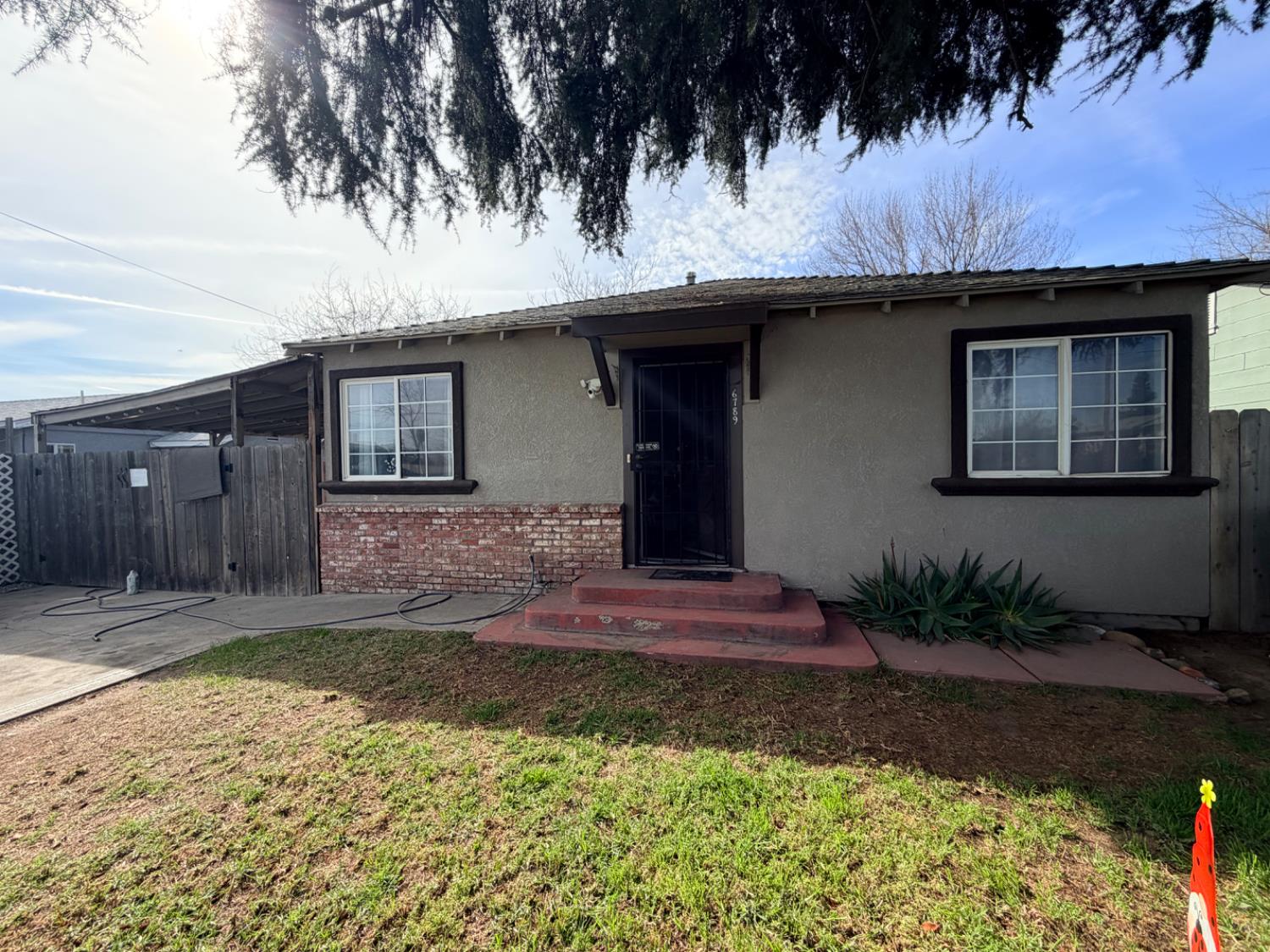 6789 Cottage, Winton, CA 95388