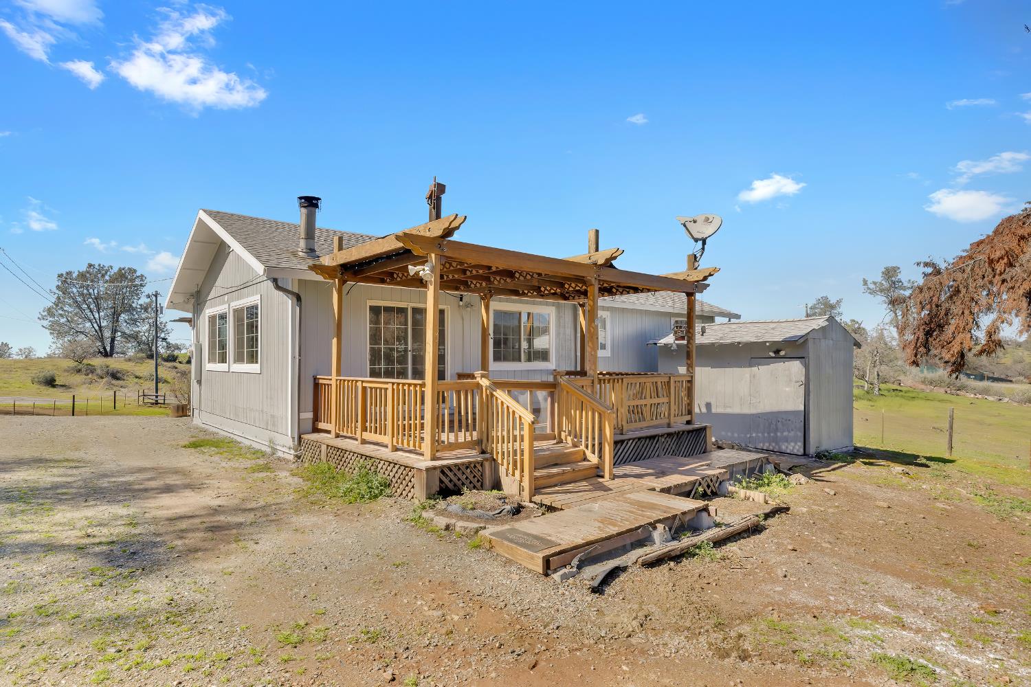 3799 Abeto, La Grange, CA 95329