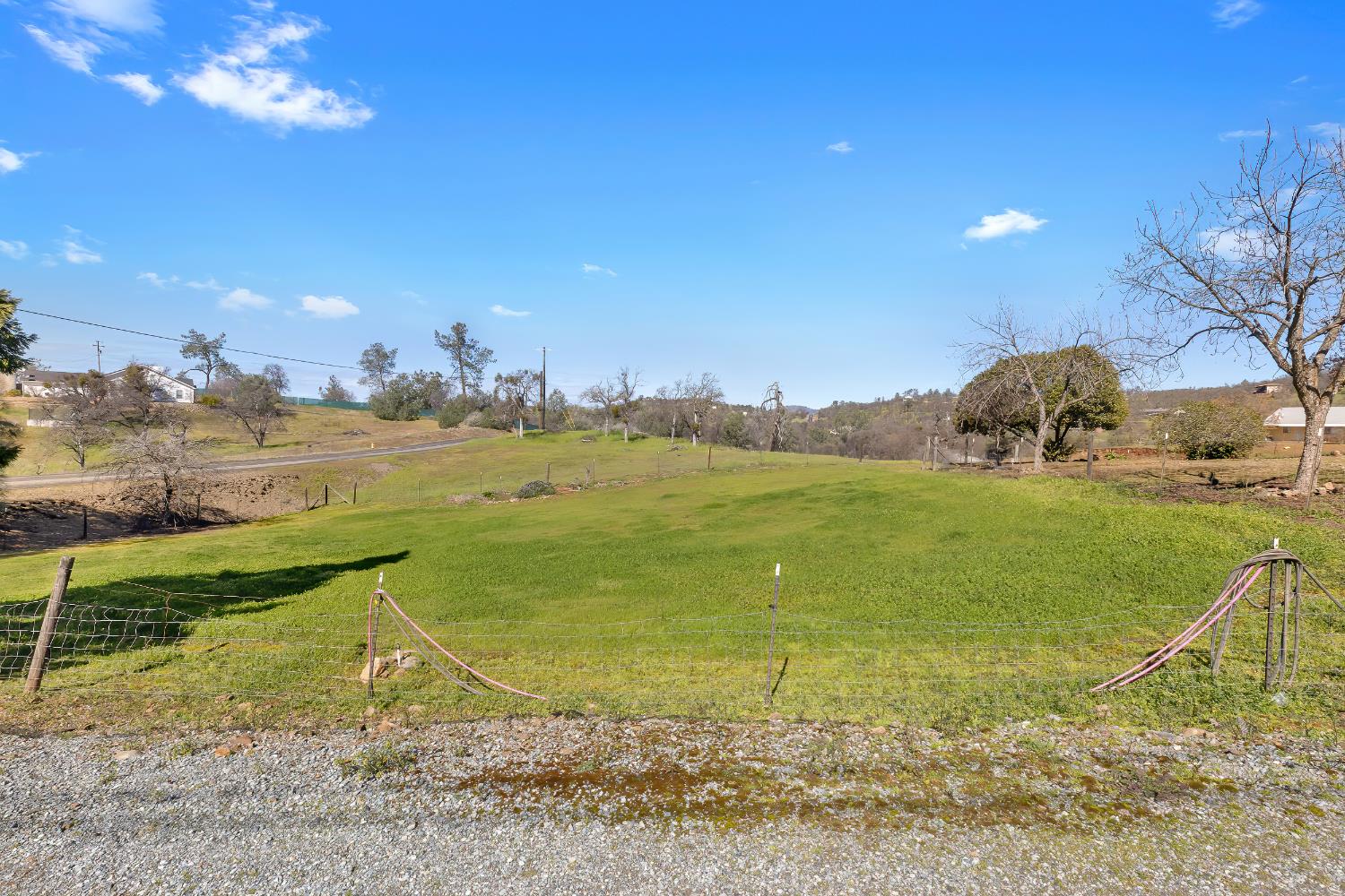 3799 Abeto, La Grange, CA 95329