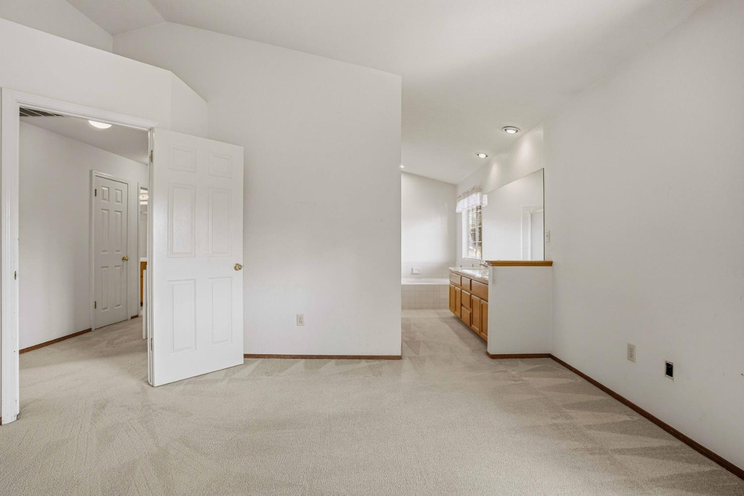 1721 Walnut Blossom Way, Modesto, CA 95355