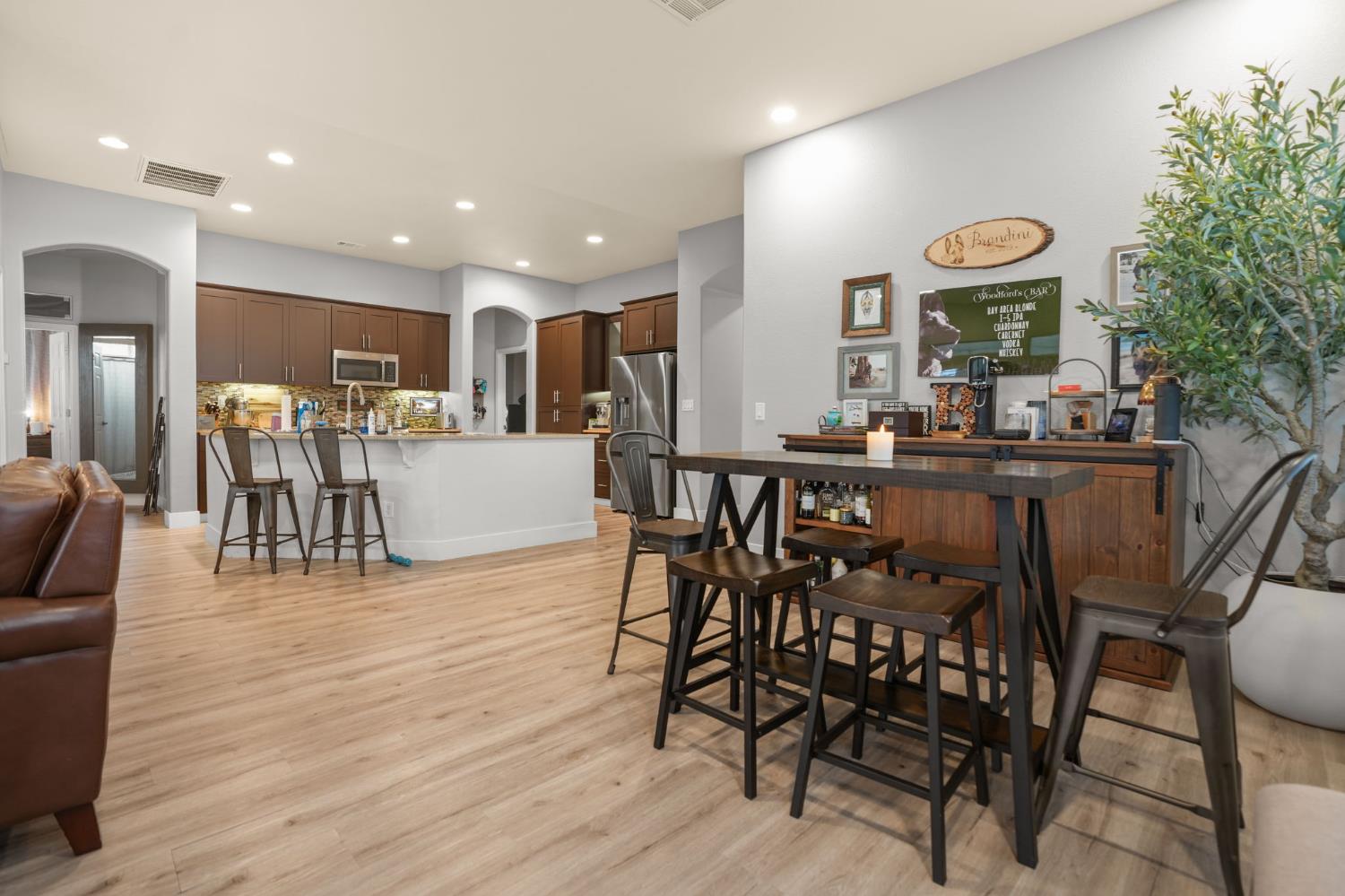 2930 Mineshaft Ct, Riverbank, CA 95367