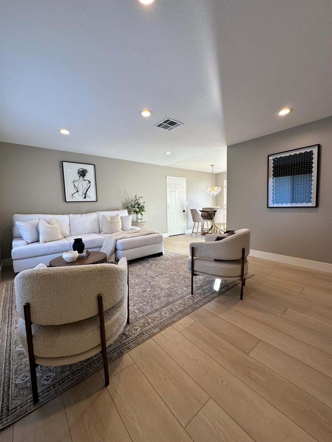 6237 Claus, Riverbank, CA 95367