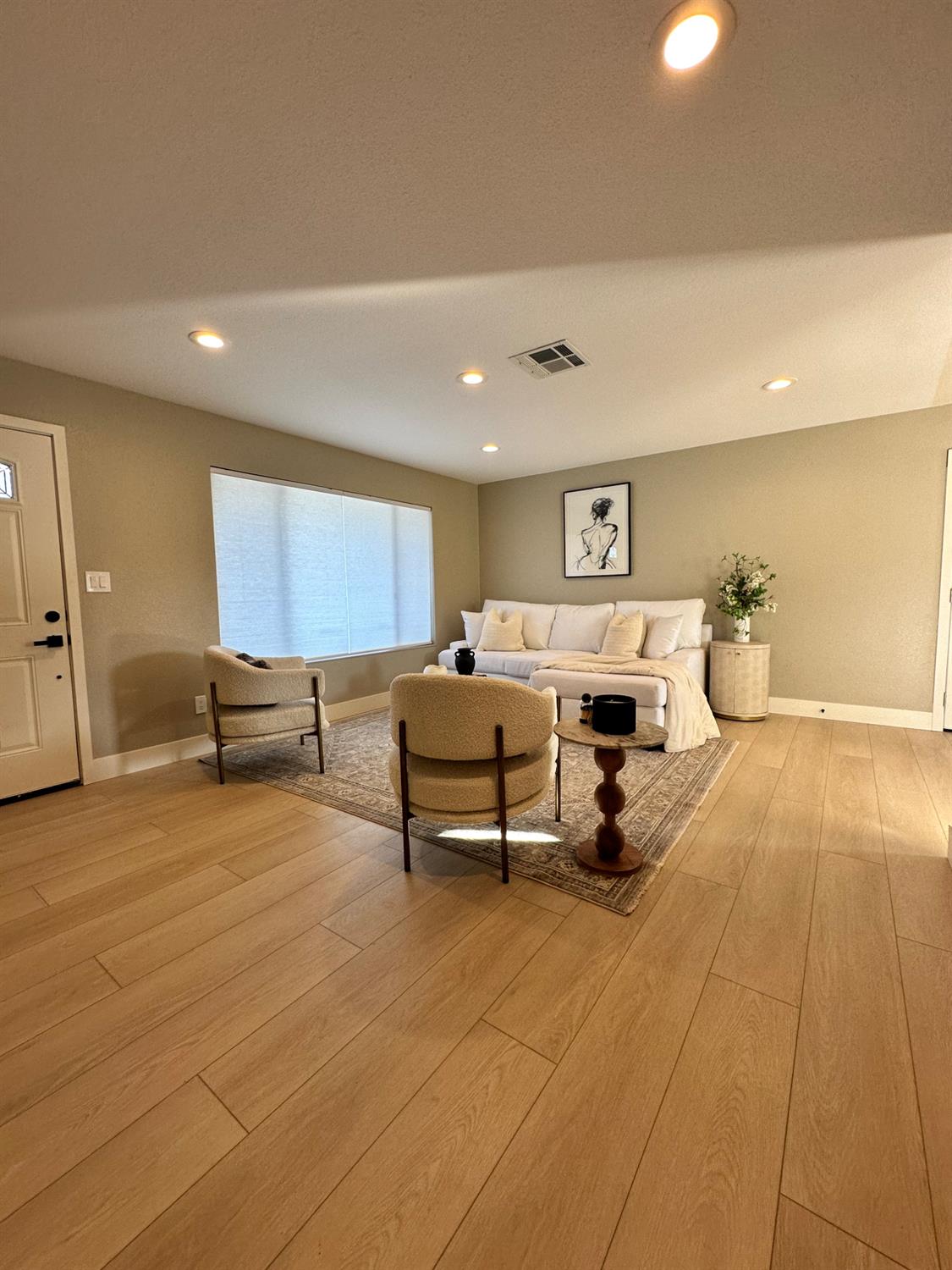 6237 Claus, Riverbank, CA 95367