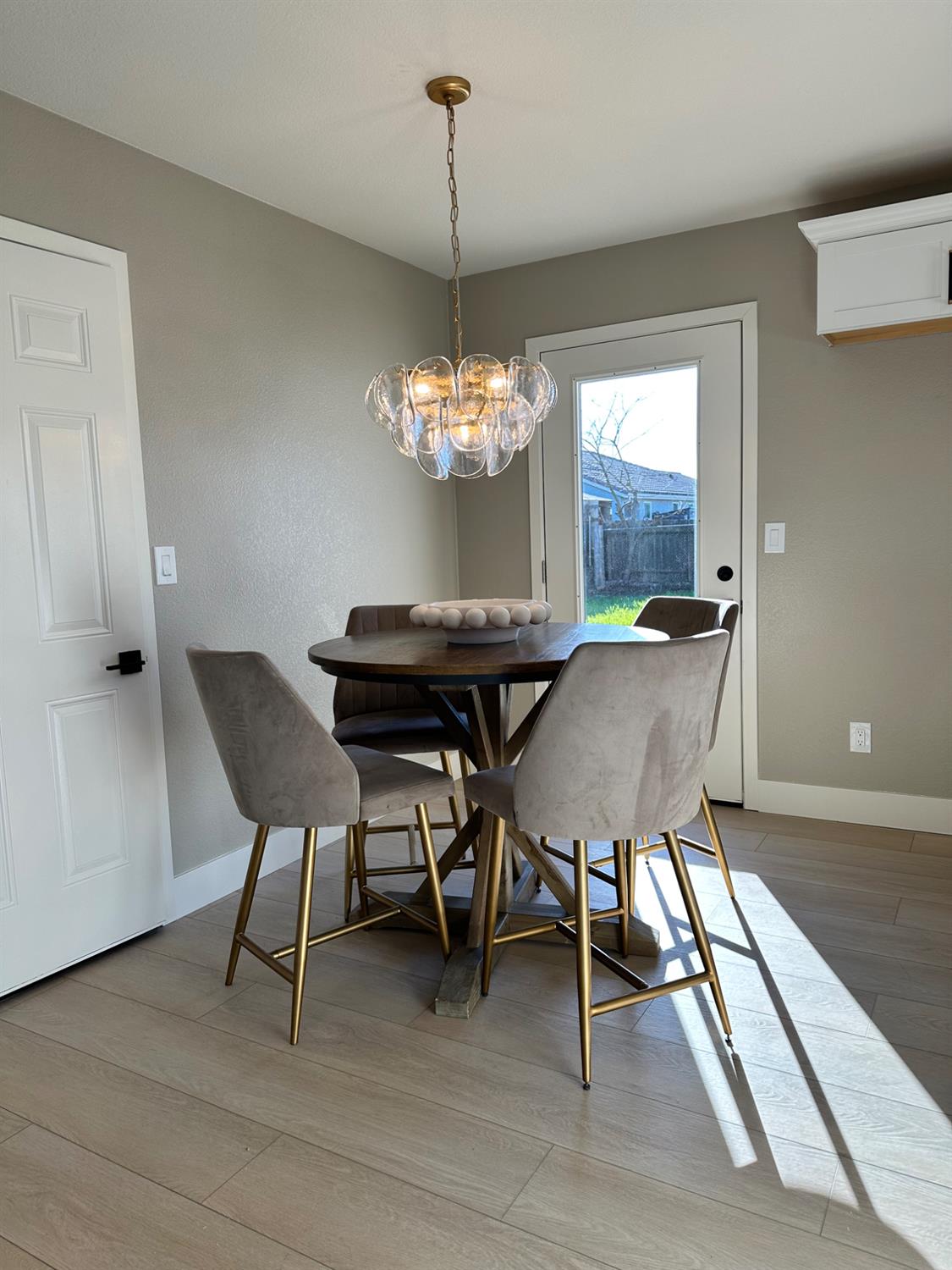 6237 Claus, Riverbank, CA 95367