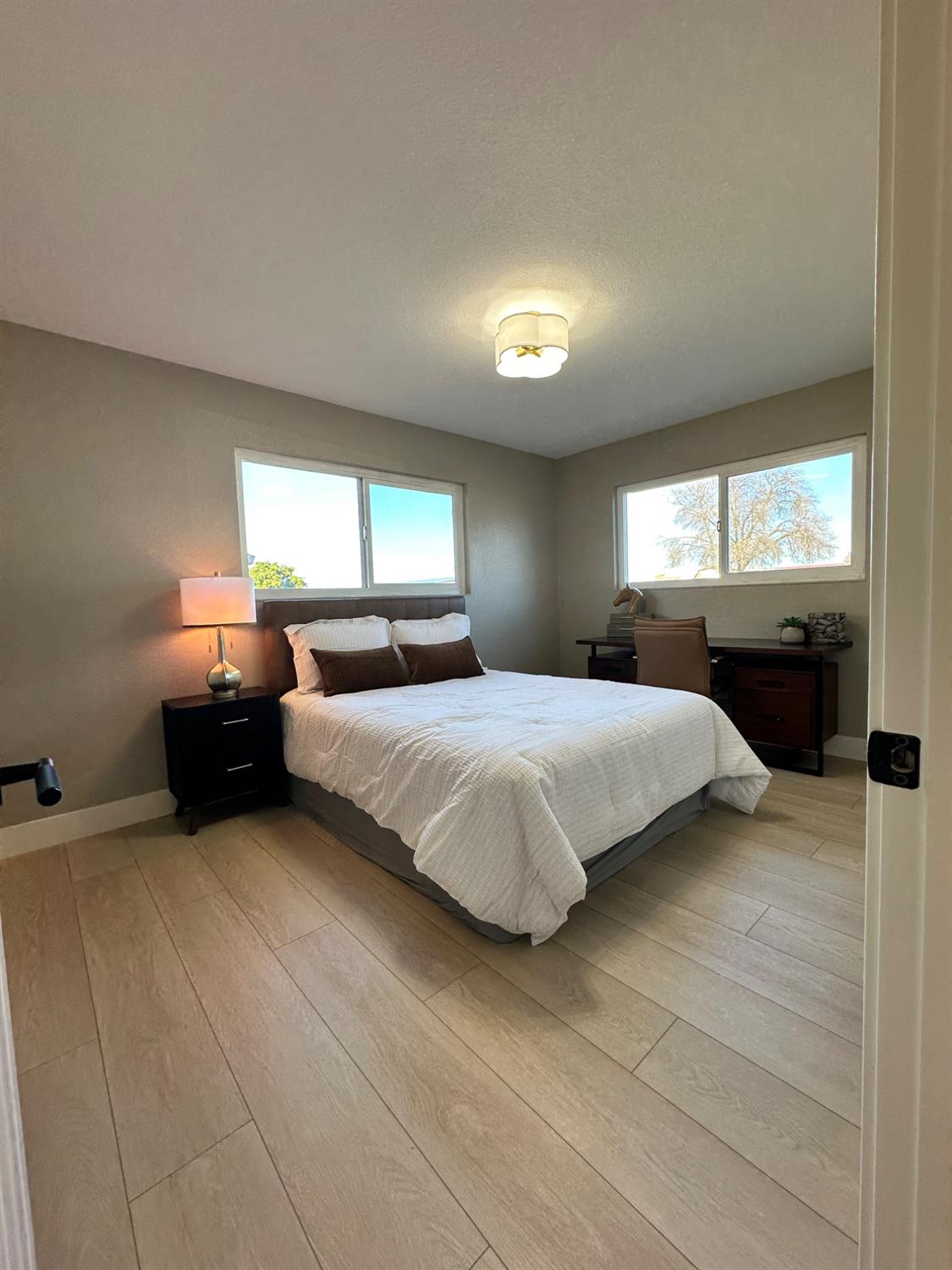 6237 Claus, Riverbank, CA 95367