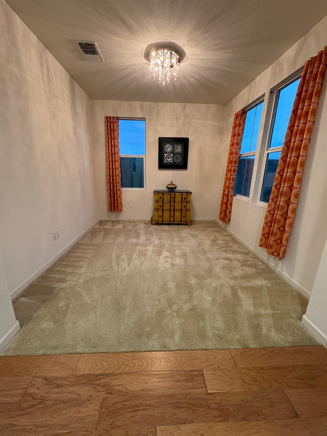 2260 Gallery Dr, Riverbank, CA 95367