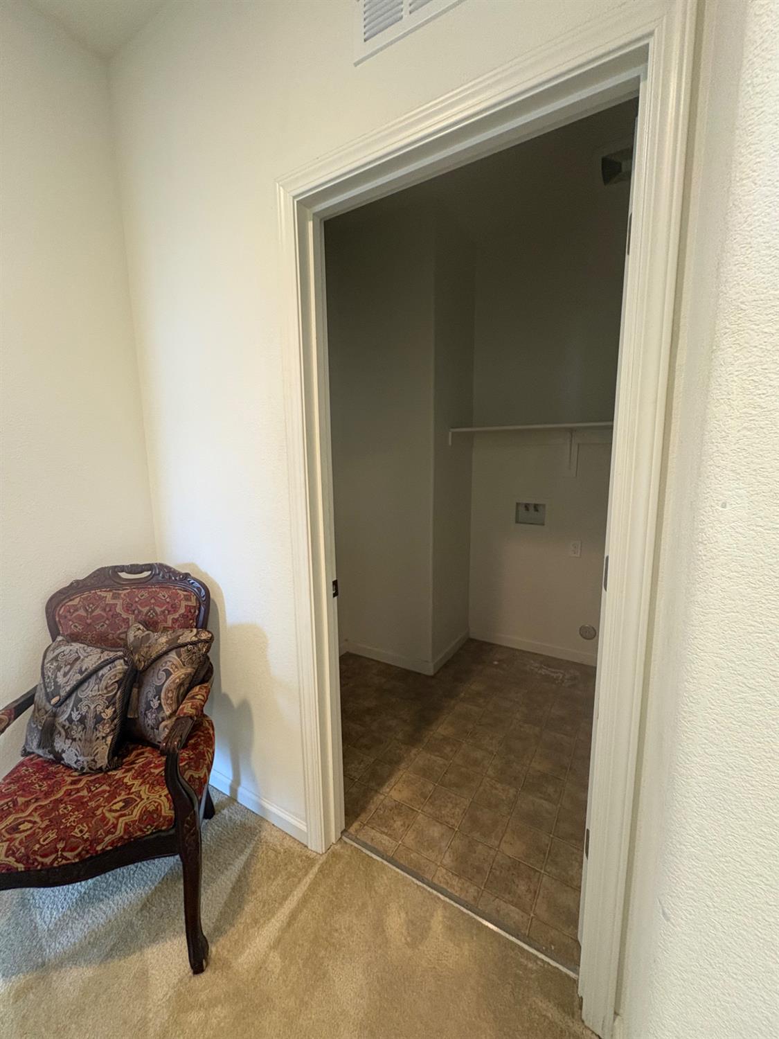 2260 Gallery Dr, Riverbank, CA 95367