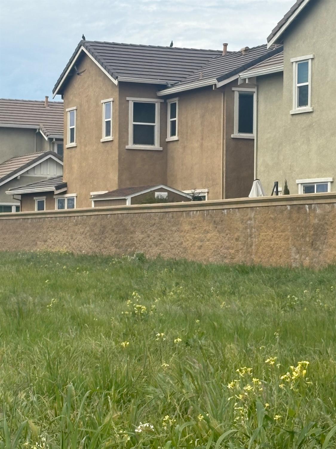 2260 Gallery Dr, Riverbank, CA 95367