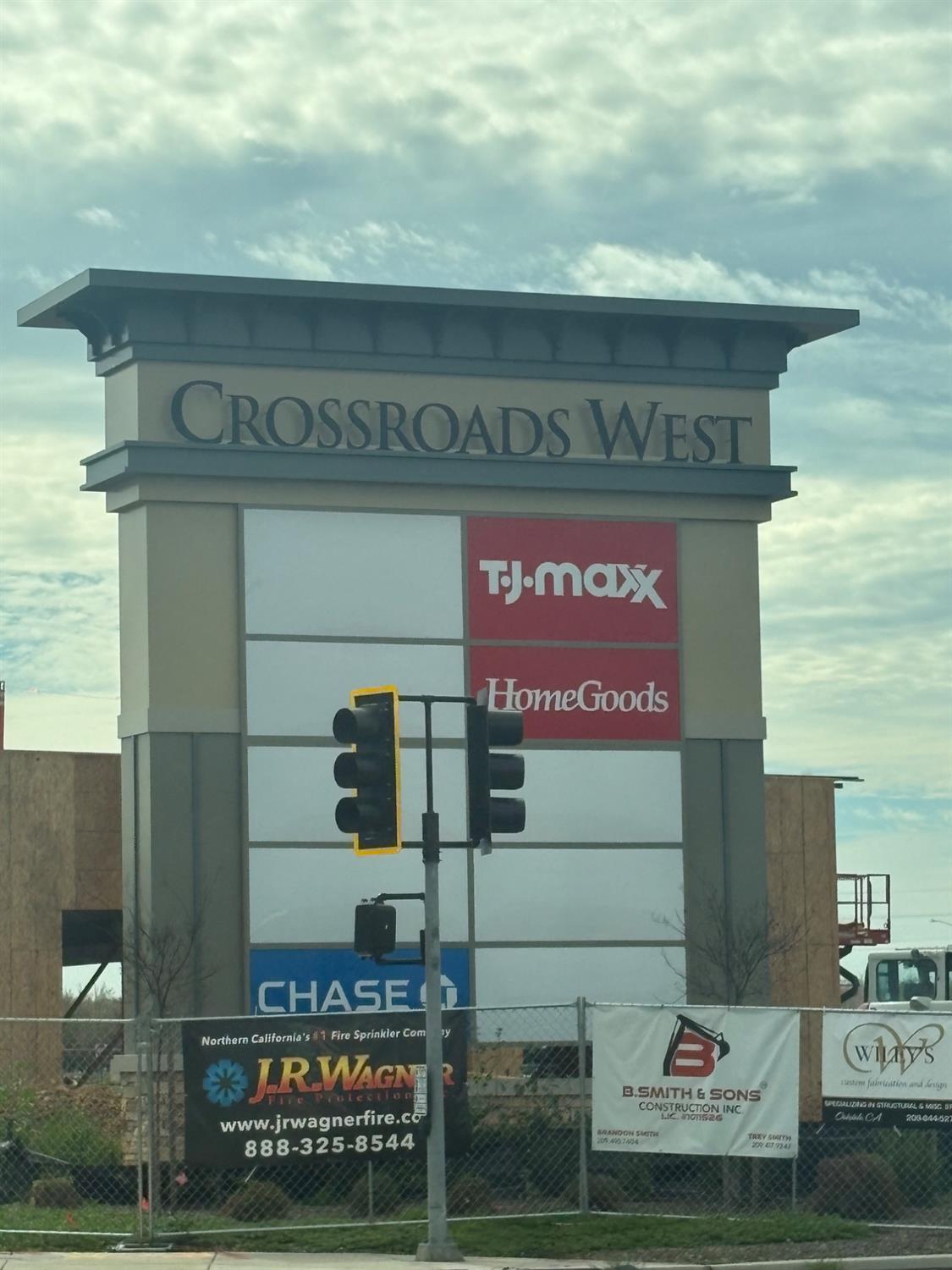 2260 Gallery Dr, Riverbank, CA 95367