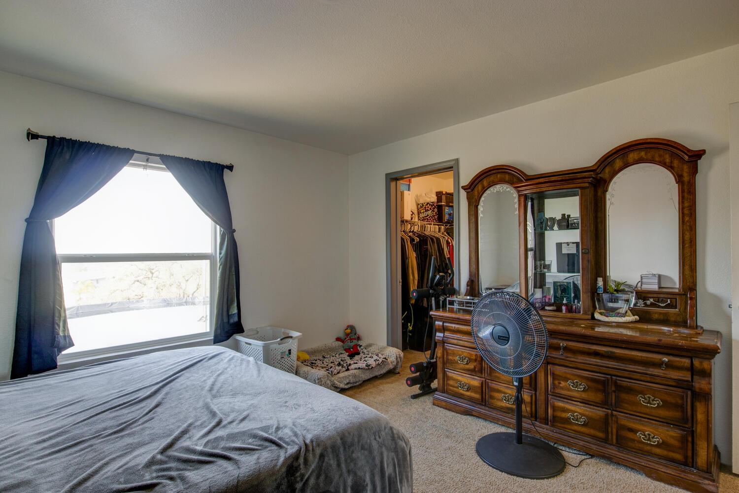 9212 Banderilla Dr, La Grange, CA 95329