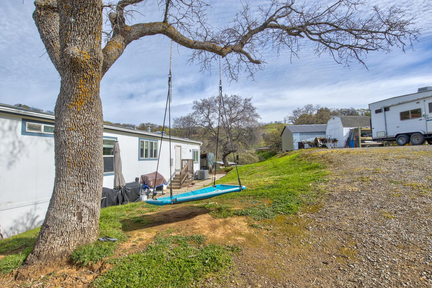 9212 Banderilla Dr, La Grange, CA 95329