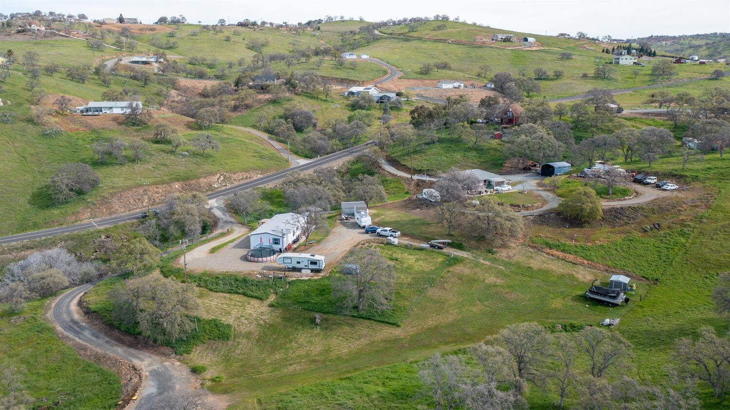 9212 Banderilla Dr, La Grange, CA 95329