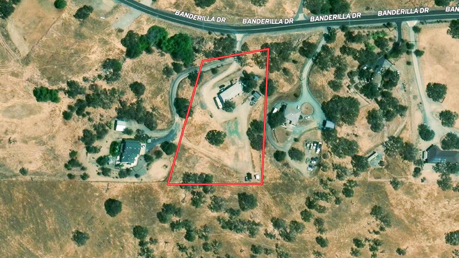 9212 Banderilla Dr, La Grange, CA 95329