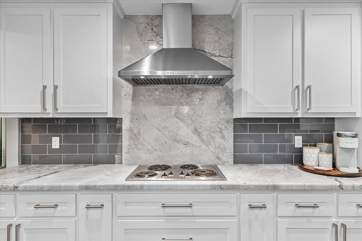 1555 Sand Ln, Manteca, CA 95337