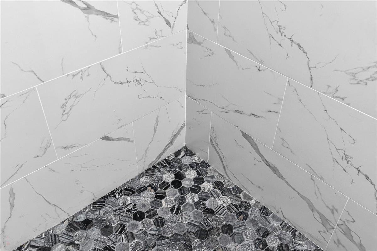 1555 Sand Ln, Manteca, CA 95337