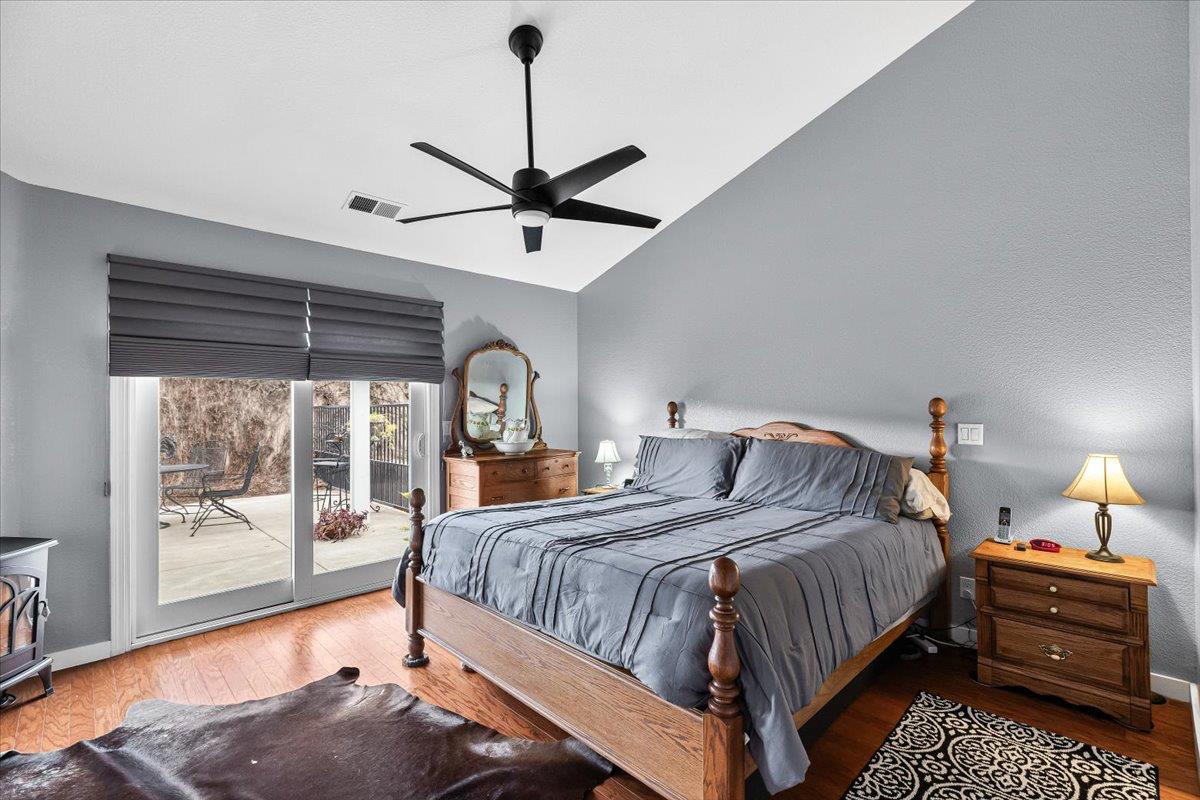 1555 Sand Ln, Manteca, CA 95337