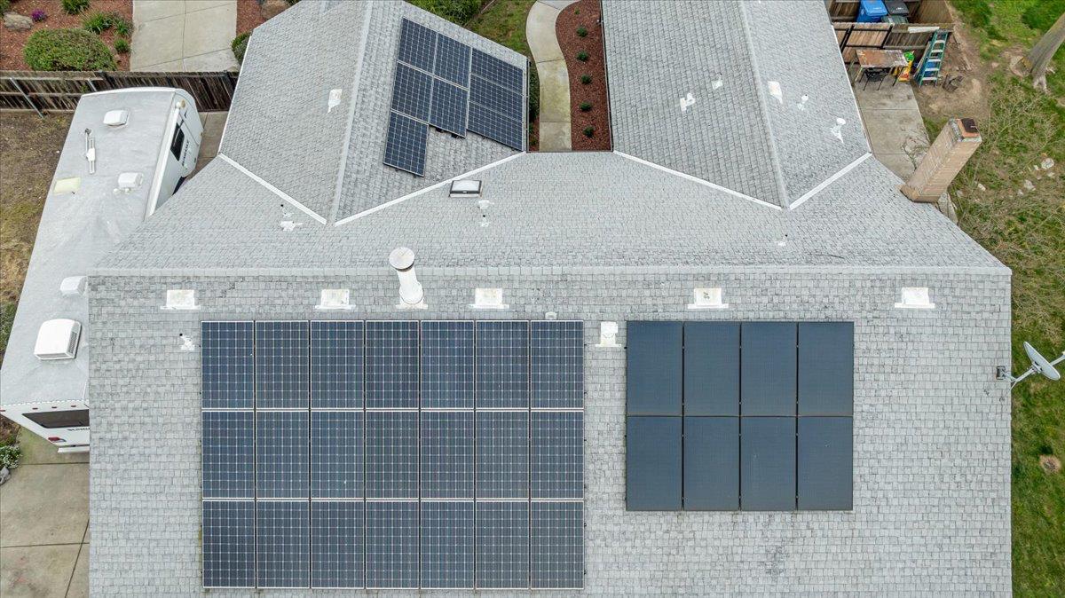 1555 Sand Ln, Manteca, CA 95337