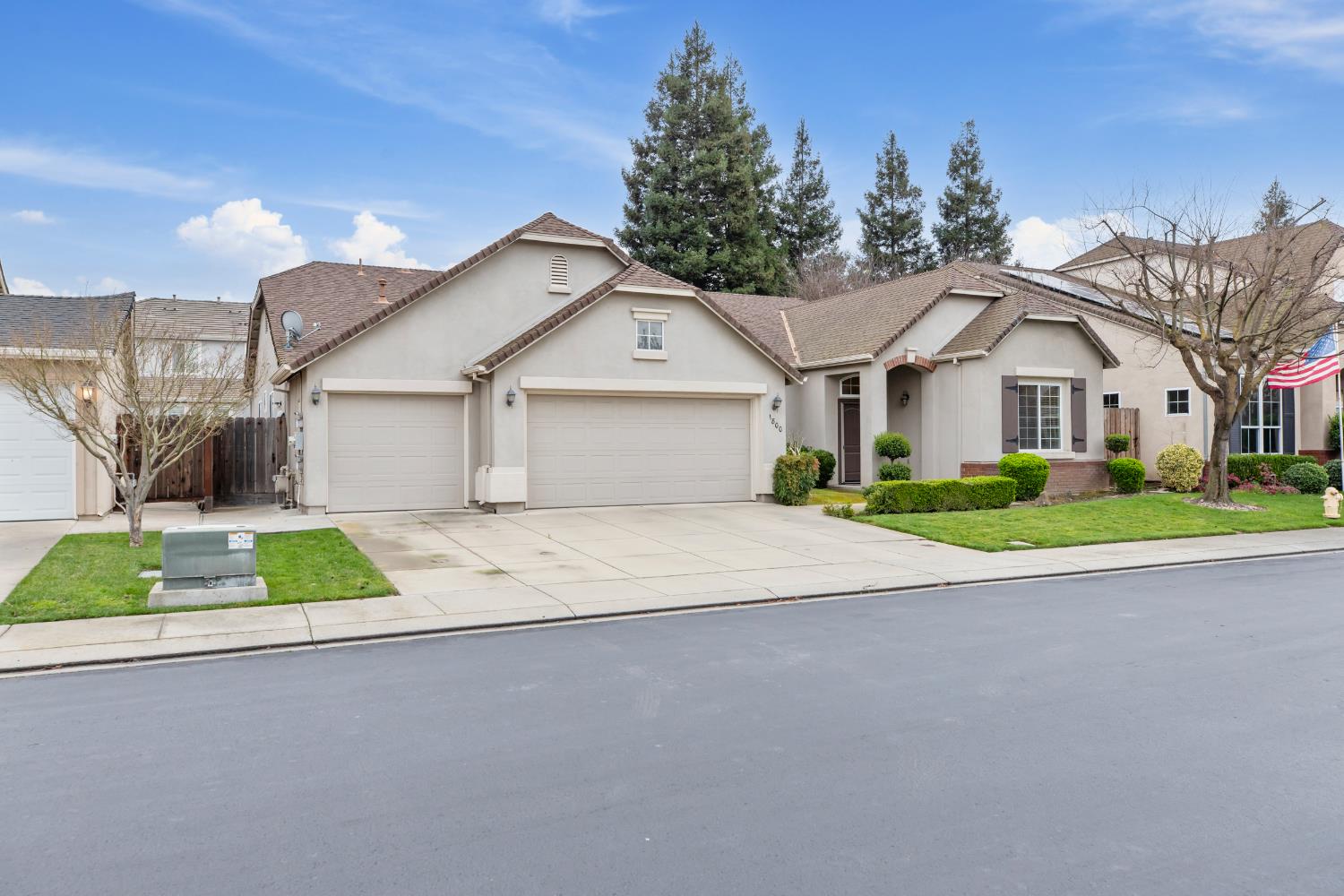 1800 Hemstead Ct, Modesto, CA 95355