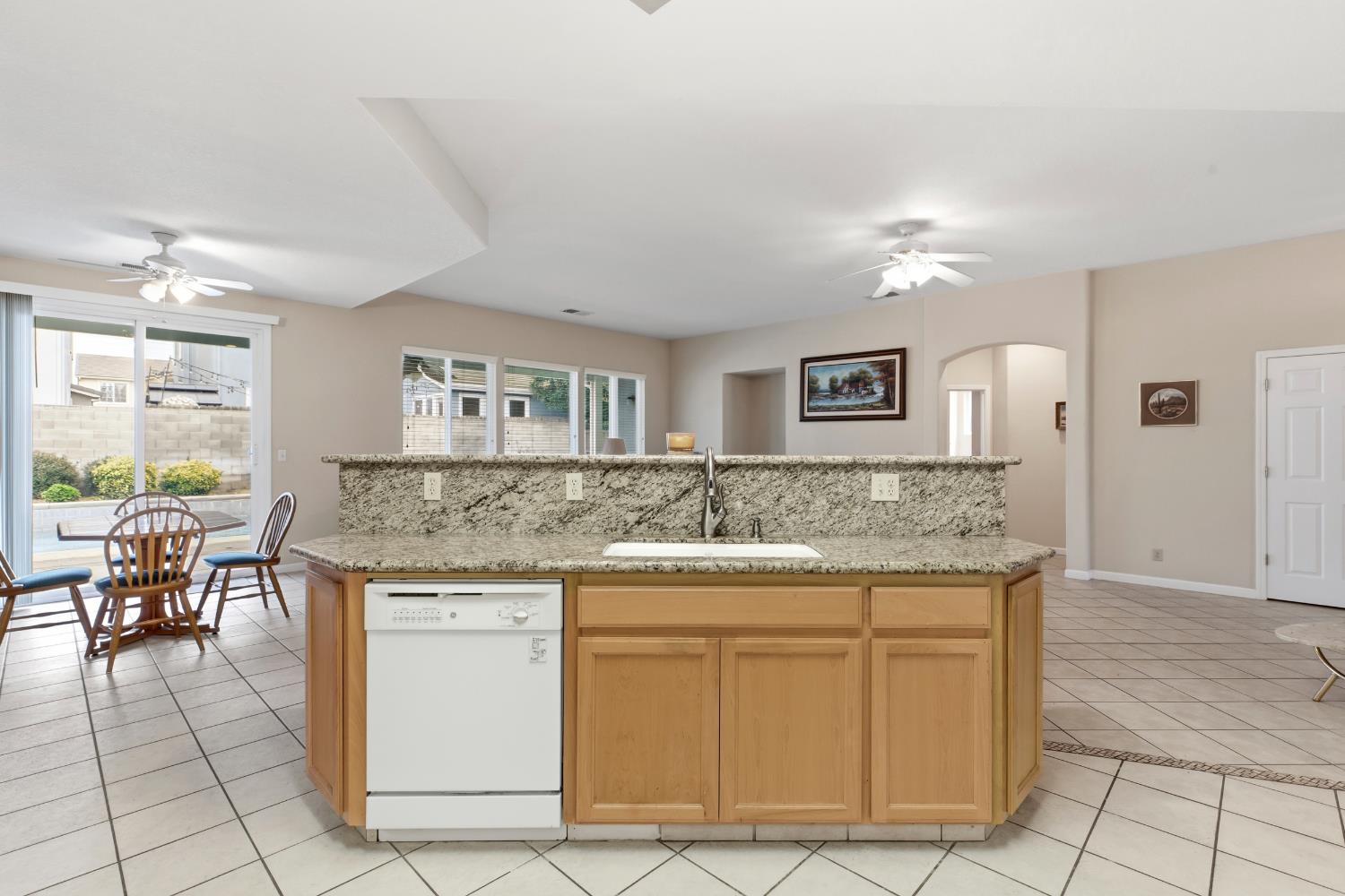 1800 Hemstead Ct, Modesto, CA 95355