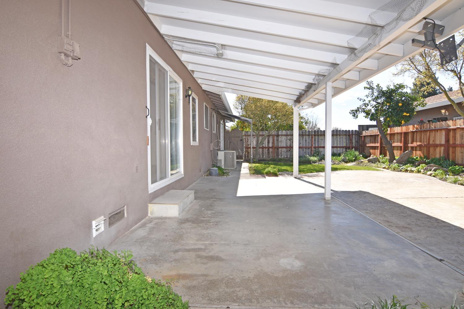 425 Corello St, Turlock, CA 95380