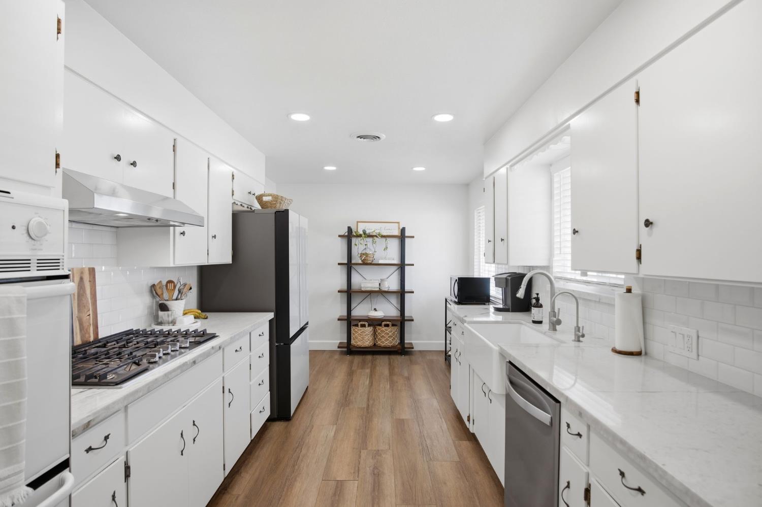 8232 Shoreen St, Hilmar, CA 95324