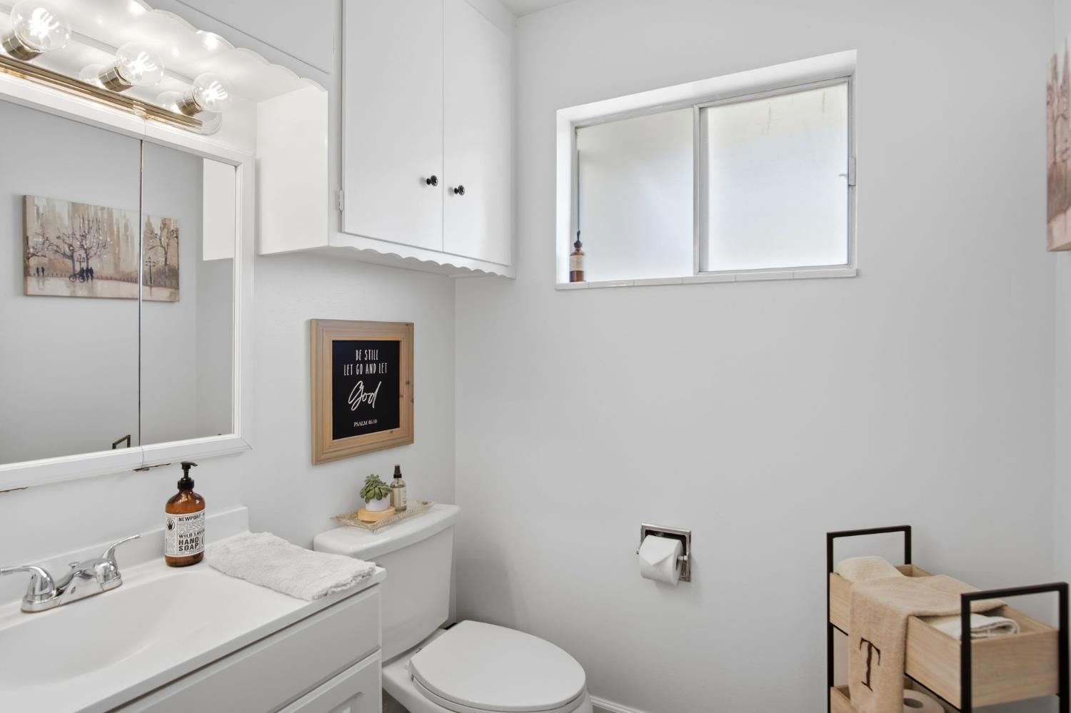 8232 Shoreen St, Hilmar, CA 95324