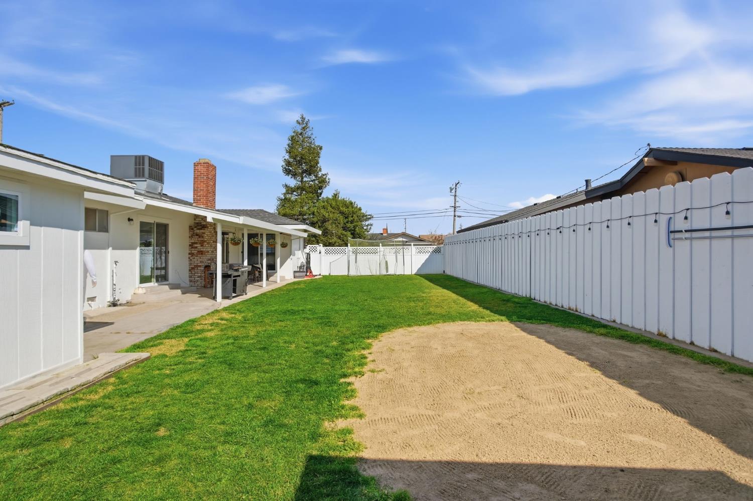 8232 Shoreen St, Hilmar, CA 95324