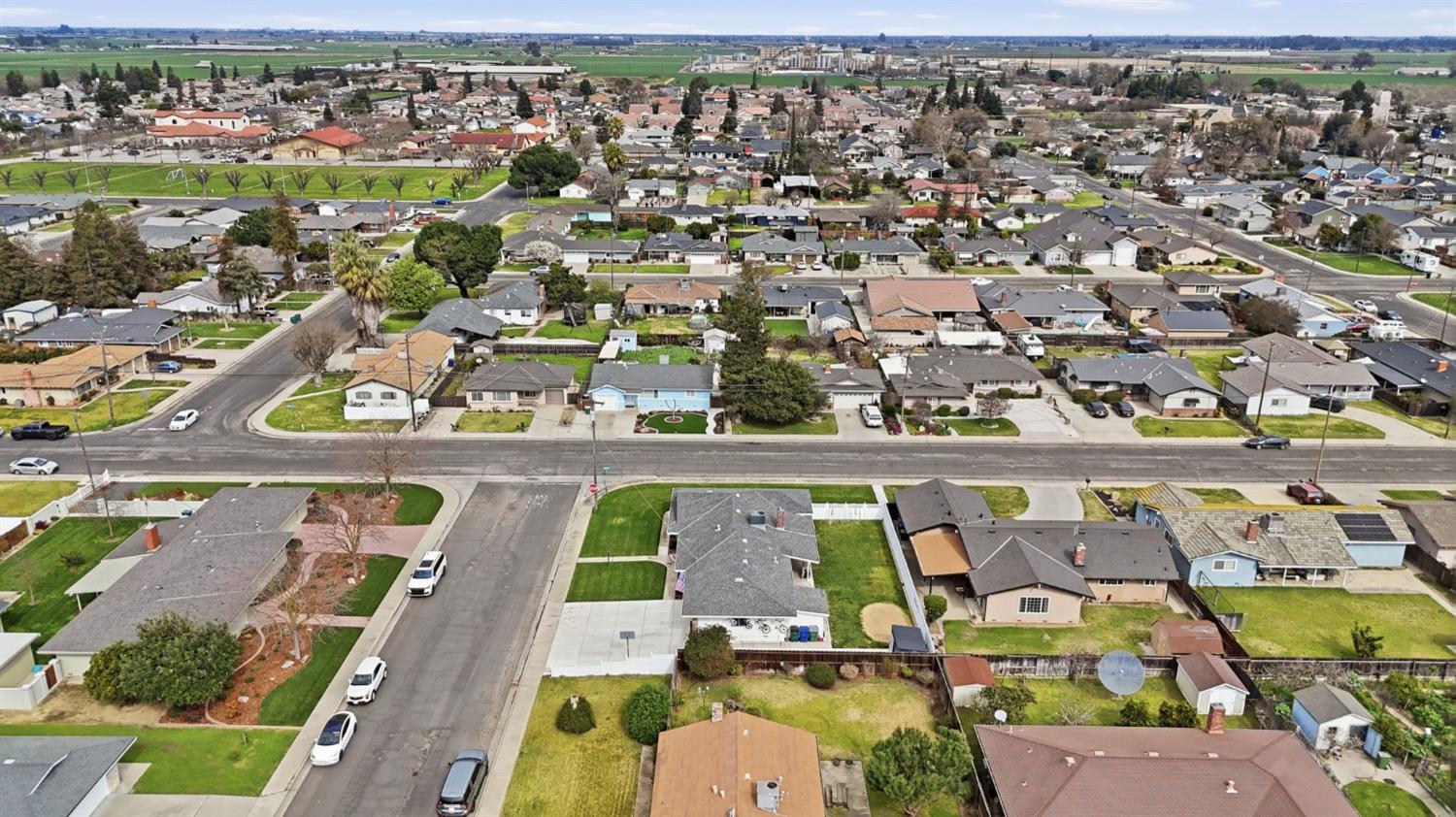 8232 Shoreen St, Hilmar, CA 95324