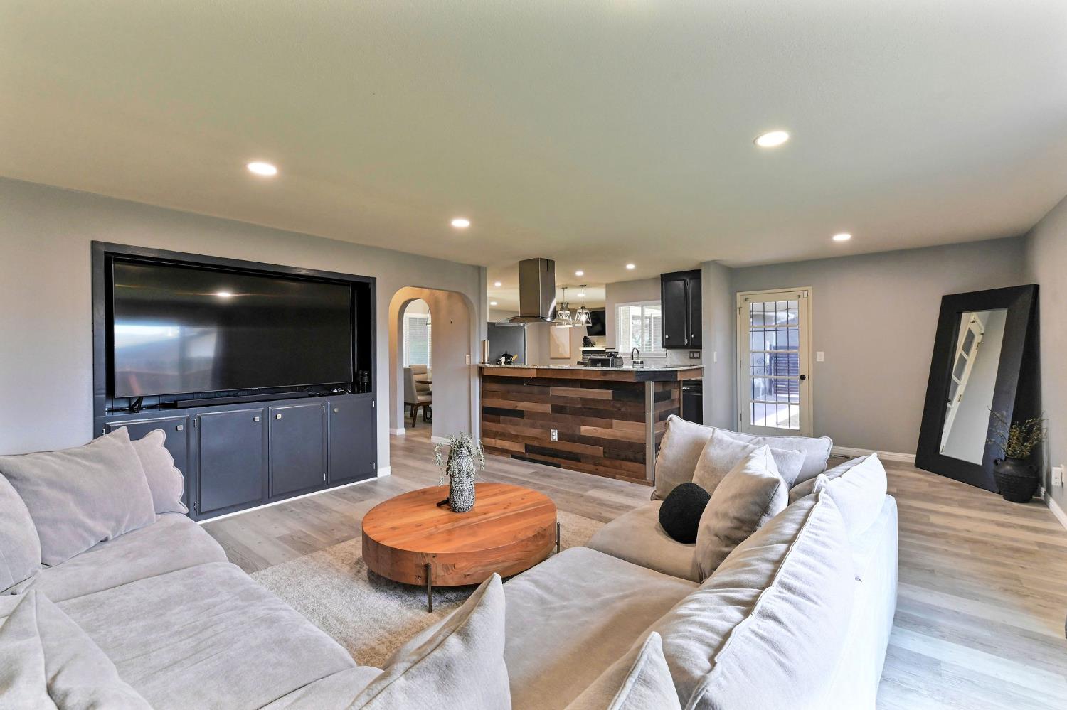 1509 Duportail Ave, Modesto, CA 95355