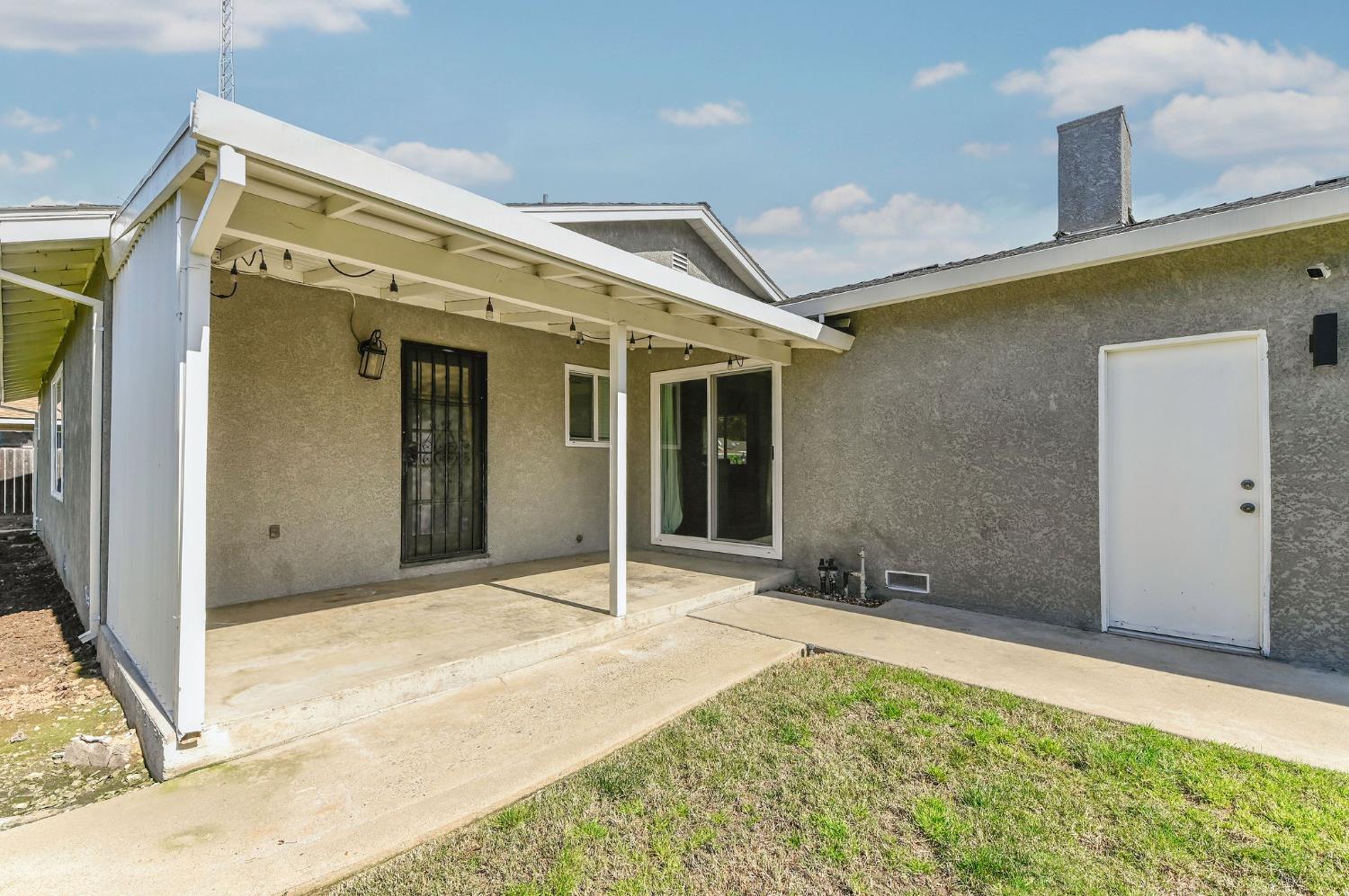 1509 Duportail Ave, Modesto, CA 95355