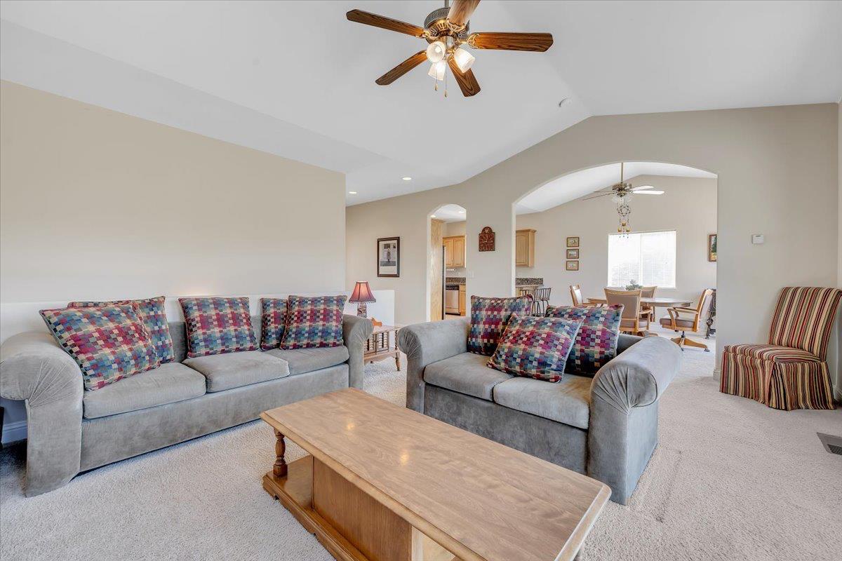 509 Indian Hill Rd, Copperopolis, CA 95228