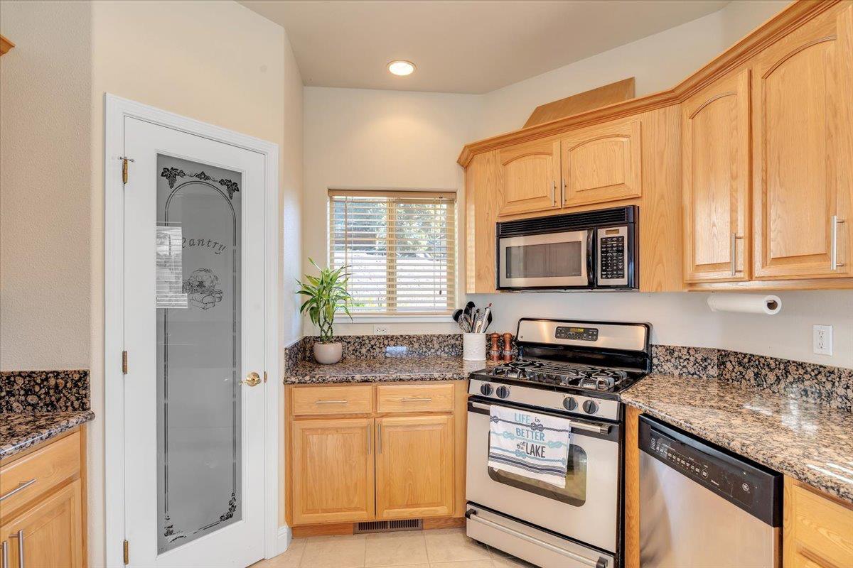 509 Indian Hill Rd, Copperopolis, CA 95228