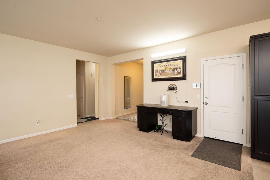 1536 Vandalay Dr, Ceres, CA 95307