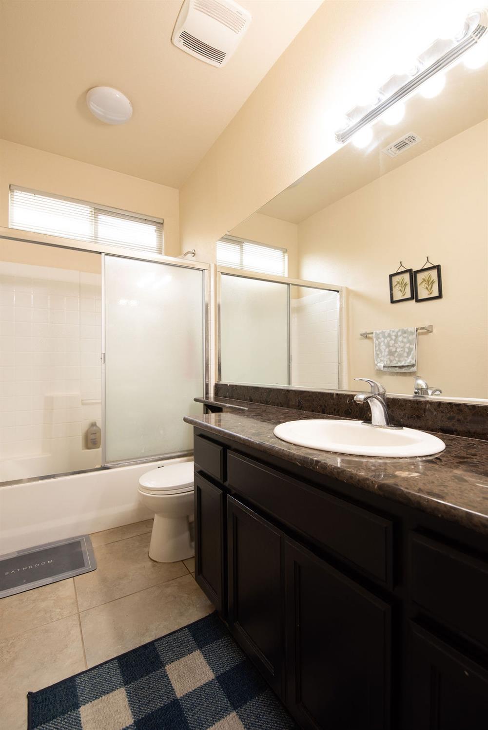 1536 Vandalay Dr, Ceres, CA 95307