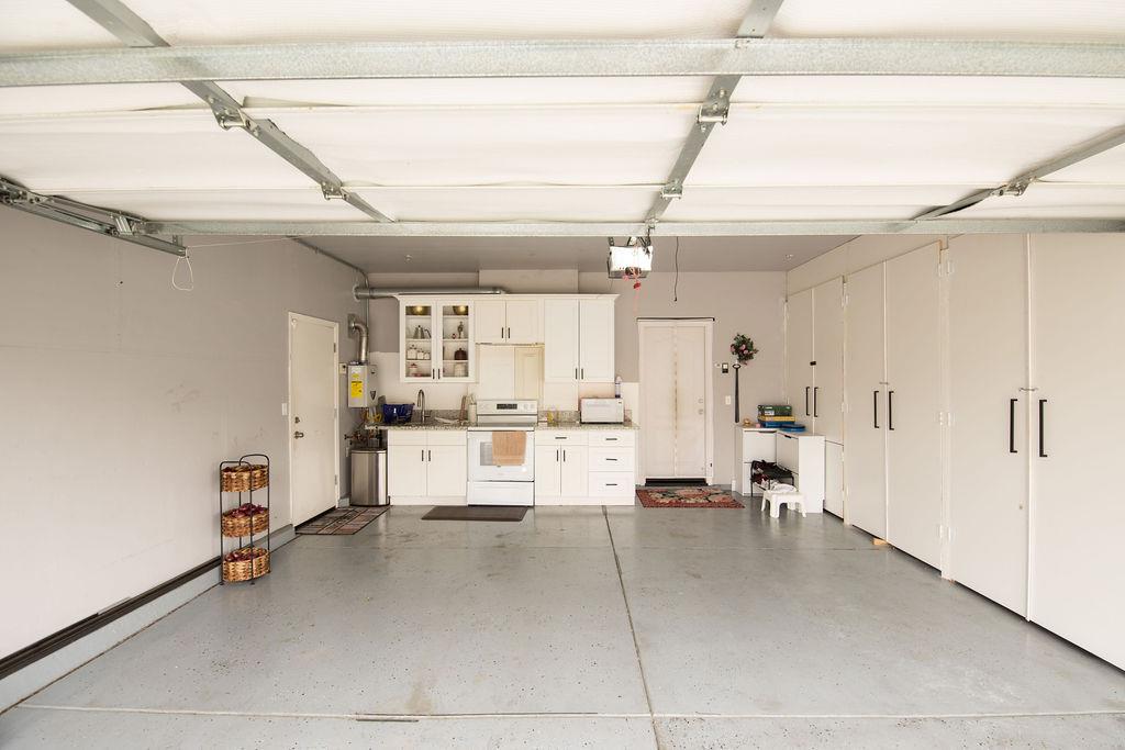 1536 Vandalay Dr, Ceres, CA 95307