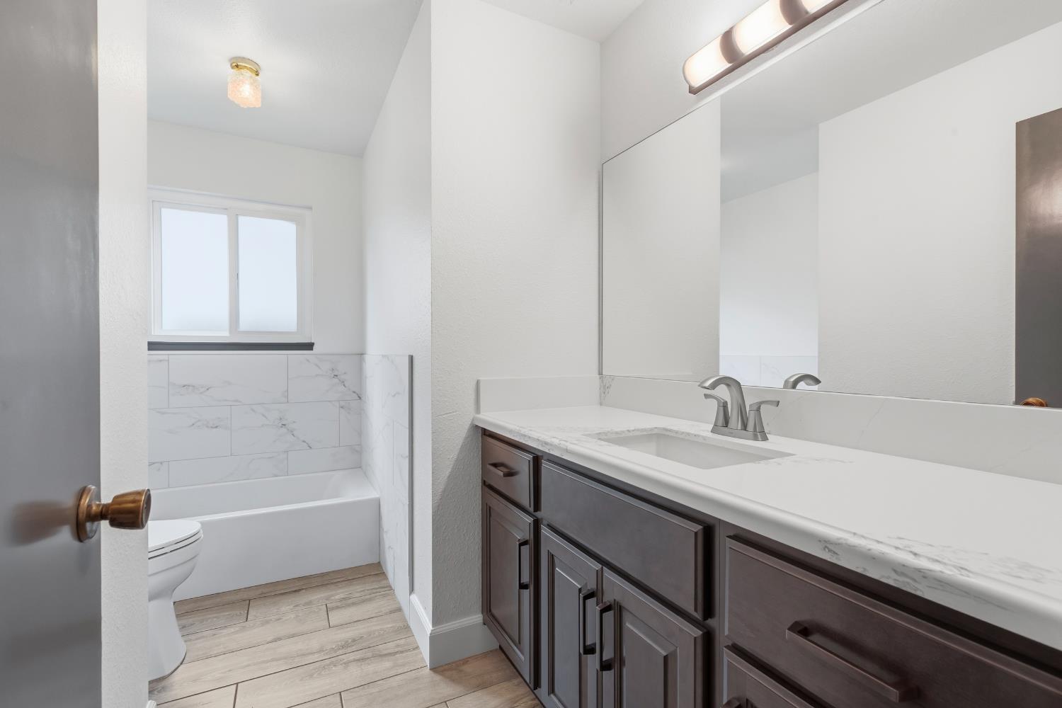 2608 Maxine Dr, Modesto, CA 95350