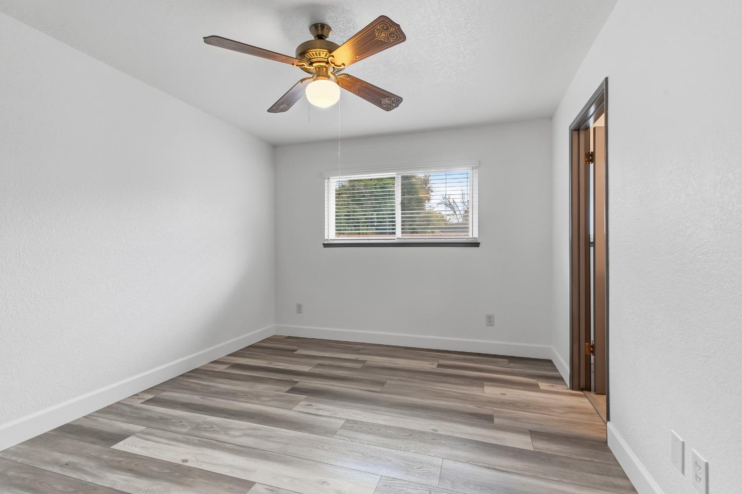 2608 Maxine Dr, Modesto, CA 95350