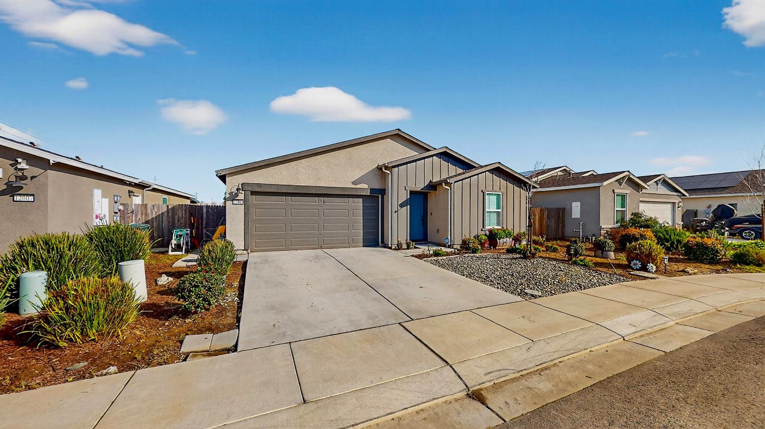 12011 Reid Ct, Waterford, CA 95386