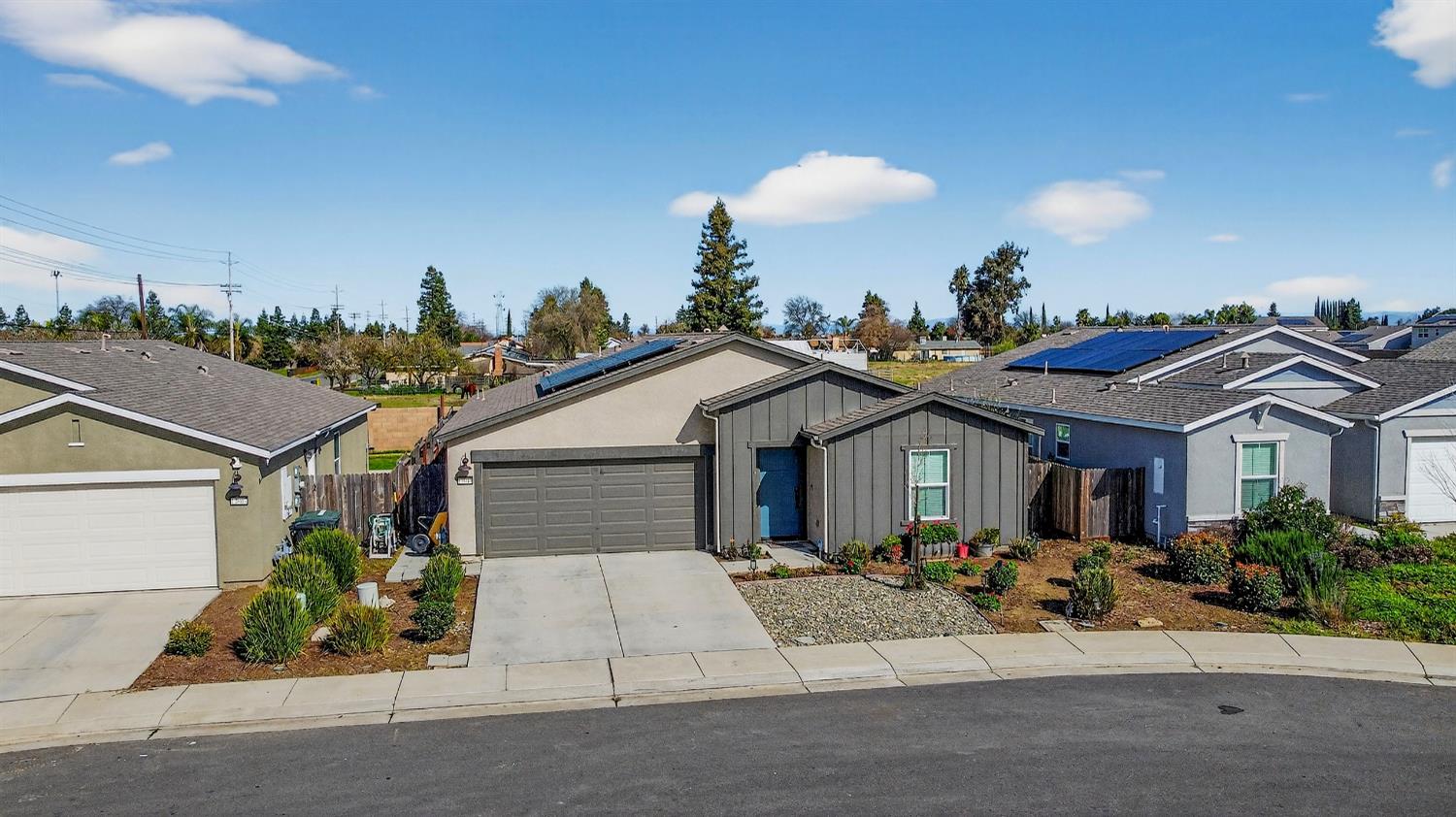 12011 Reid Ct, Waterford, CA 95386