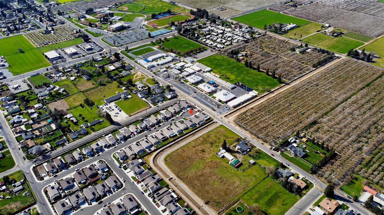 12011 Reid Ct, Waterford, CA 95386