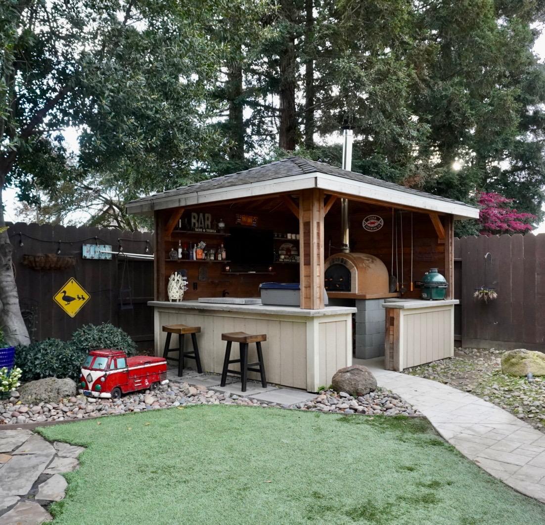 2421 Jonathon Dr, Escalon, CA 95320