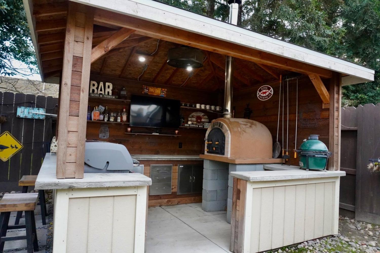 2421 Jonathon Dr, Escalon, CA 95320