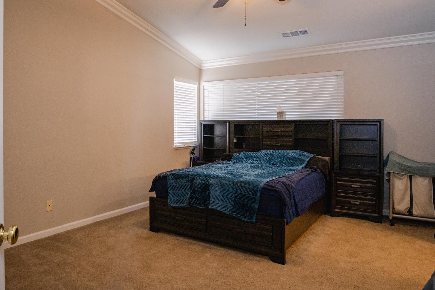 1588 Hastings Dr, Manteca, CA 95336